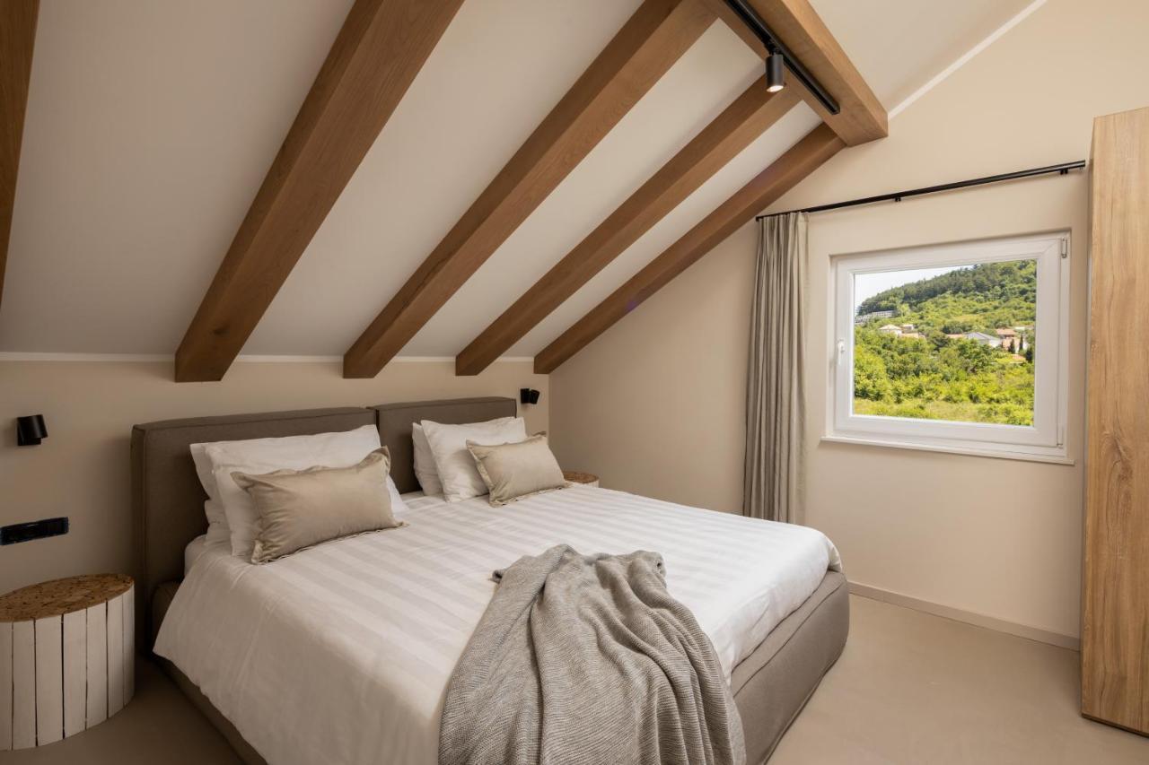 3 Luxury Bedroom Apartment Emma Sinj Kültér fotó