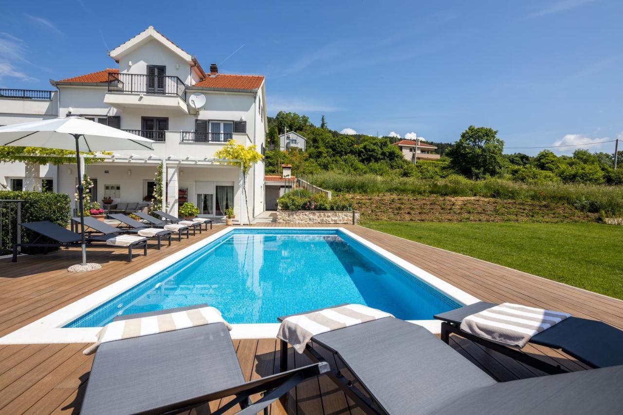 3 Luxury Bedroom Apartment Emma Sinj Kültér fotó